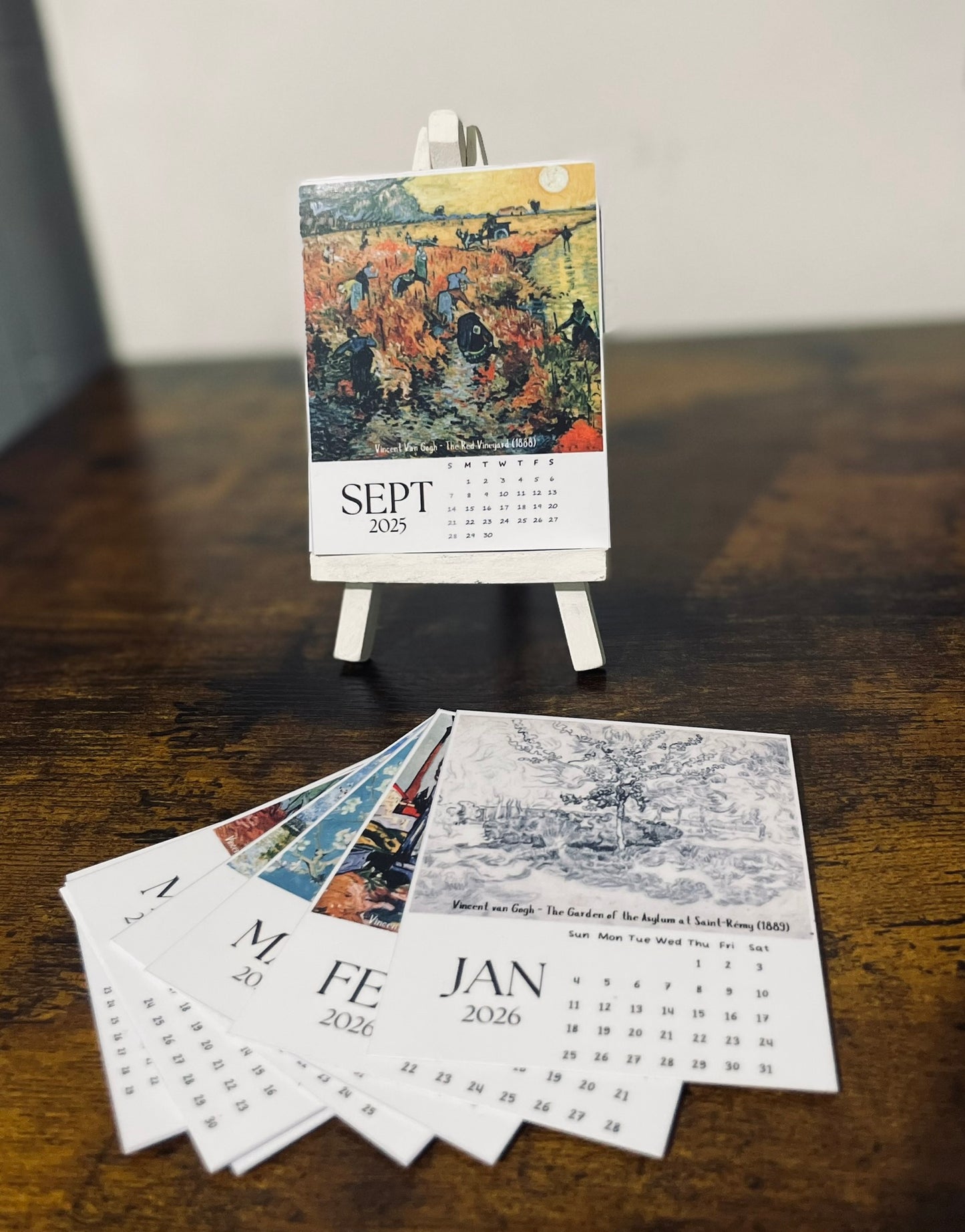Fine Art 2026 Desk Calendar with Stand, Famous Artwork Calendar