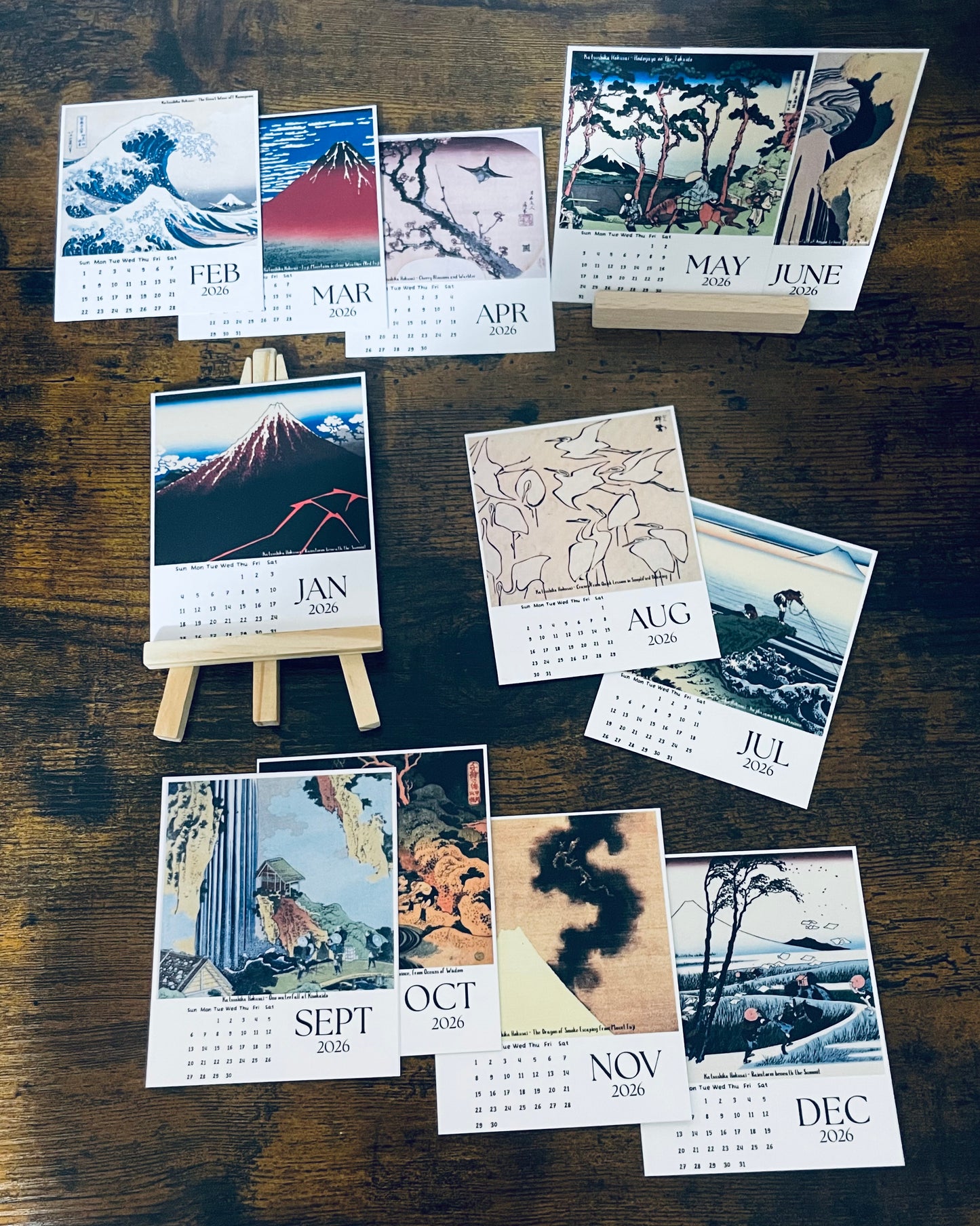 Katsushika Hokusai 2026 Desk Calendar with Stand (Japanese  Famous Art Calendar)