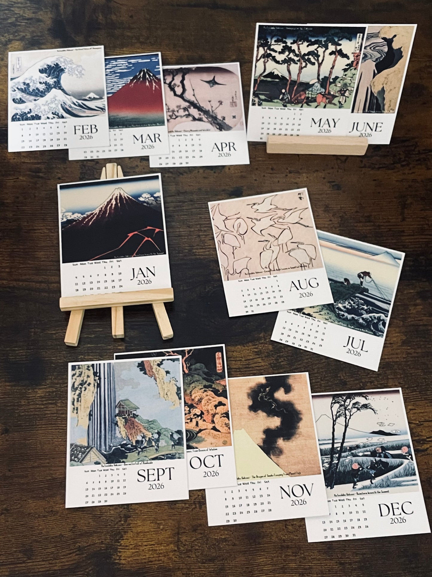 Katsushika Hokusai 2026 Desk Calendar with Stand (Japanese  Famous Art Calendar)